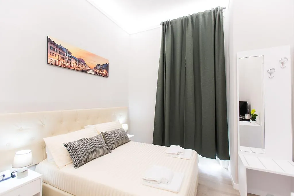 4Rooms Milano 0*, Милан Италия